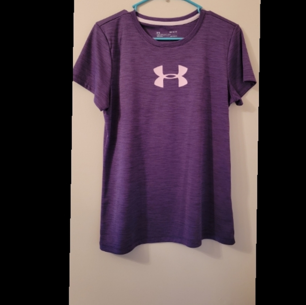 Under Armour Tshirt